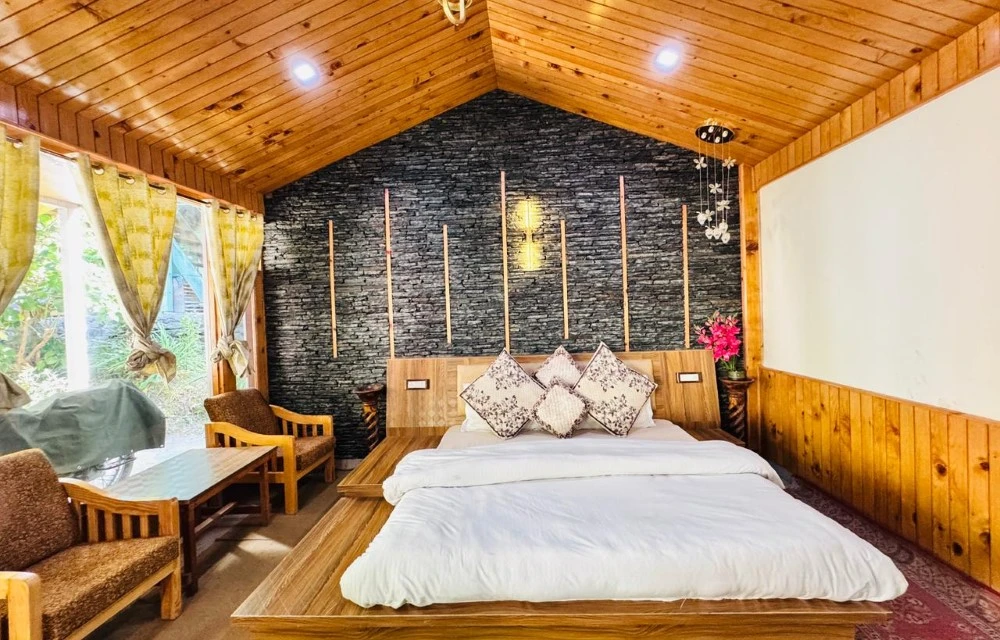 Green Alpine Jibhi Family Cottage Image